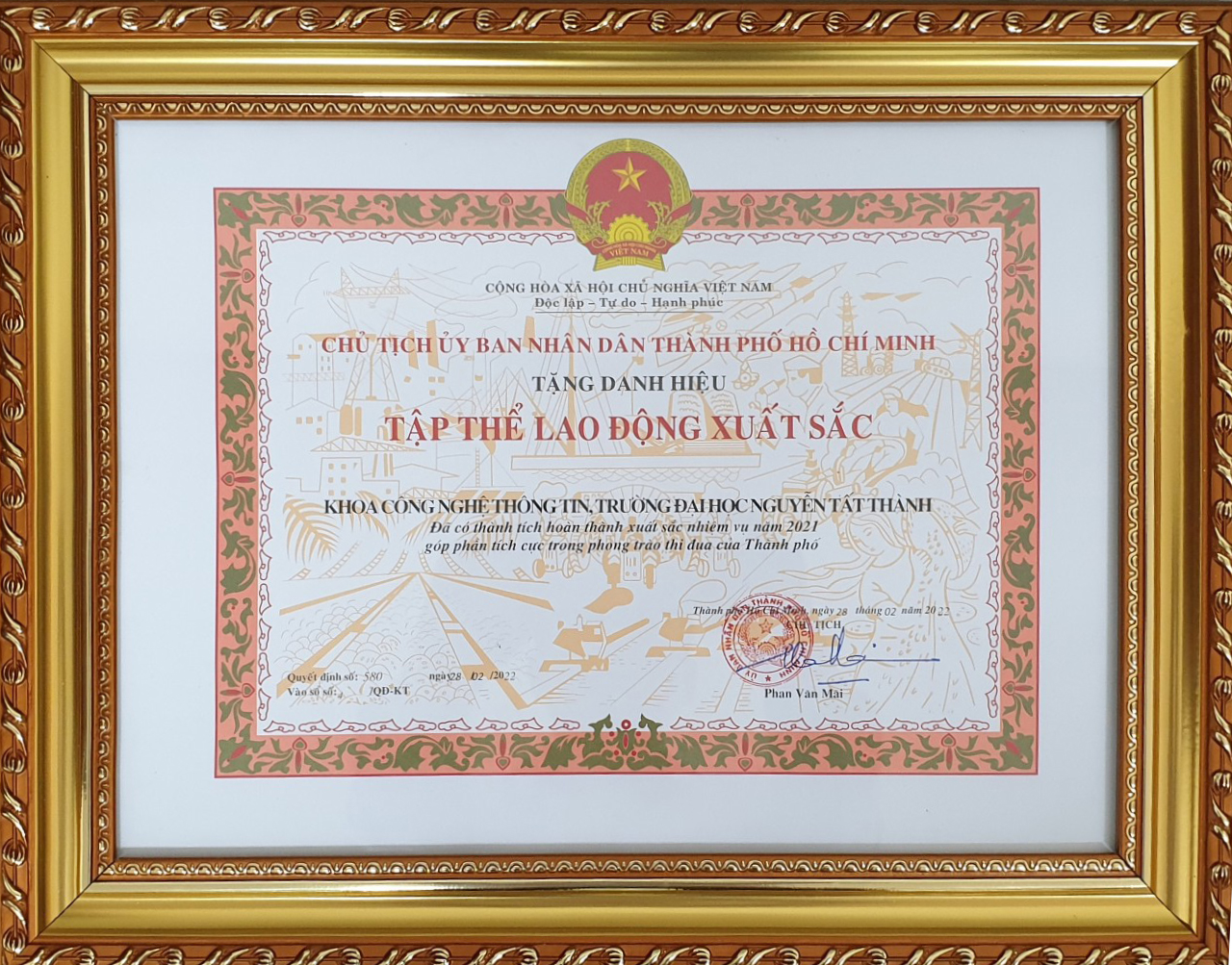 Khoa CNTT - Trường ĐH Nguyễn Tất Thành được UBND Tp. HCM khen tặng "Tập thể lao động xuất sắc"