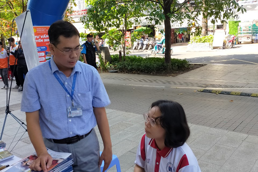 Khoa CNTT Trường Đại học Nguyễn Tất Thành với sự kiện CÙNG AI KHÁM PHÁ NGHỀ NGHIỆP - AI DAY, 10/05/2024